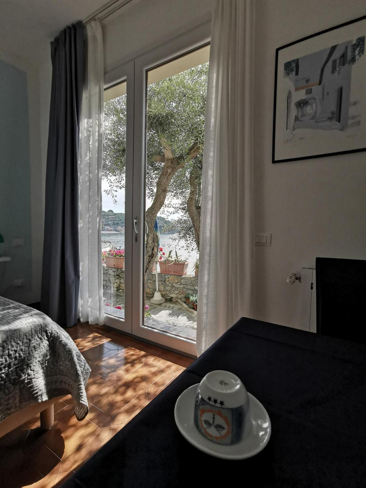 B&B La Palafitta 포르토베네레 외부 사진